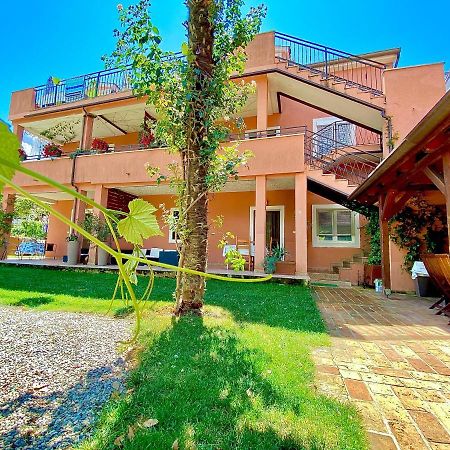 Apartments Tajana Новиград Экстерьер фото